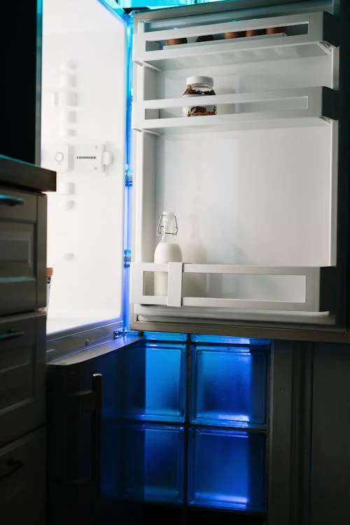 5 Soluções Práticas para Resolver o Aquecimento e Falta de Refrigeração na Geladeira