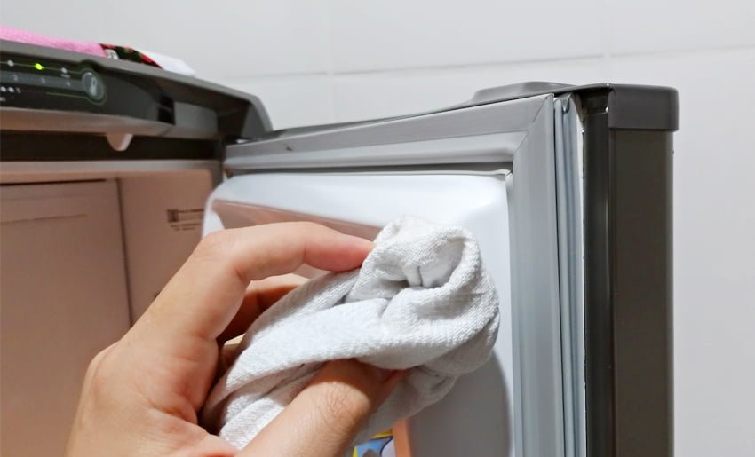 Como Resolver Vazamento pela Borracha da Geladeira